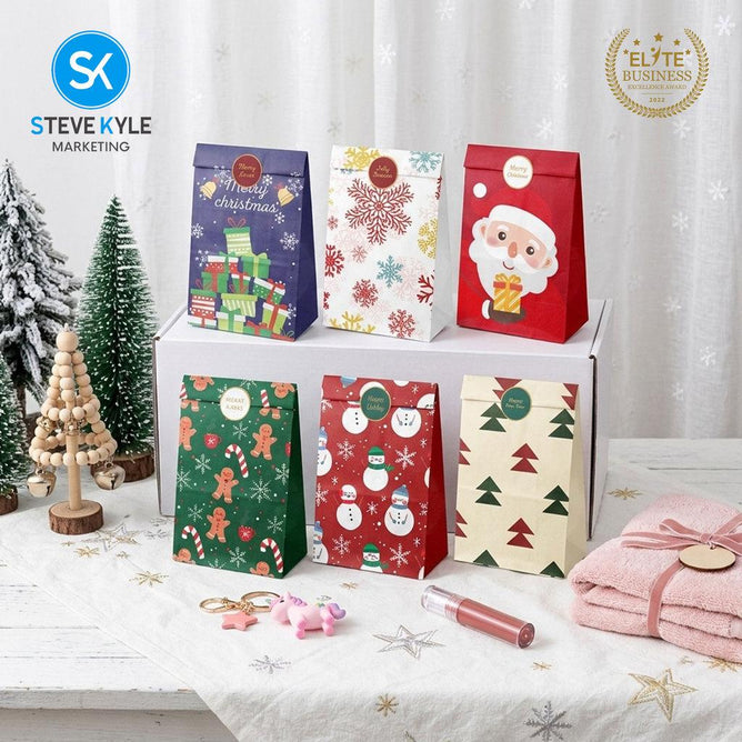 Steve Kyle 12-Piece Christmas Paper Party Favor Bags with Stickers for Holiday Treats and Small Gifts