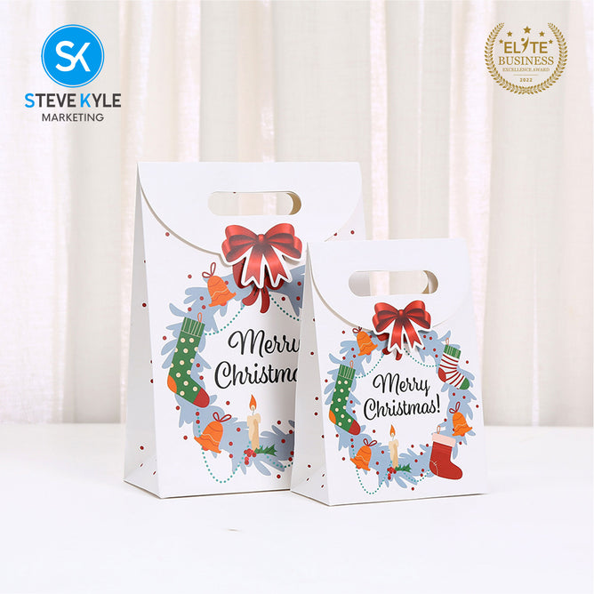 Steve Kyle Five Pieces Festive Christmas Design Gift Paper Bag with Magic Tape Closure For Christmas Gift Packaging