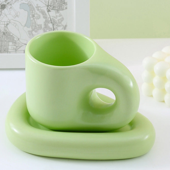Nordic Aesthetic Ceramic Chubby Chunky Cup and Triangular Saucer Set for Kitchen Utensils
