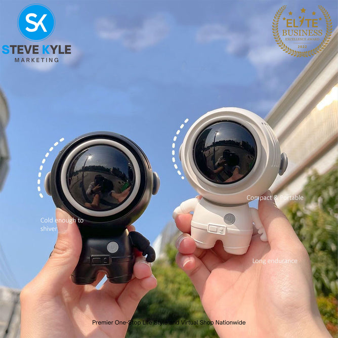 Portable Mini USB Rechargeable Astronaut Han Fan